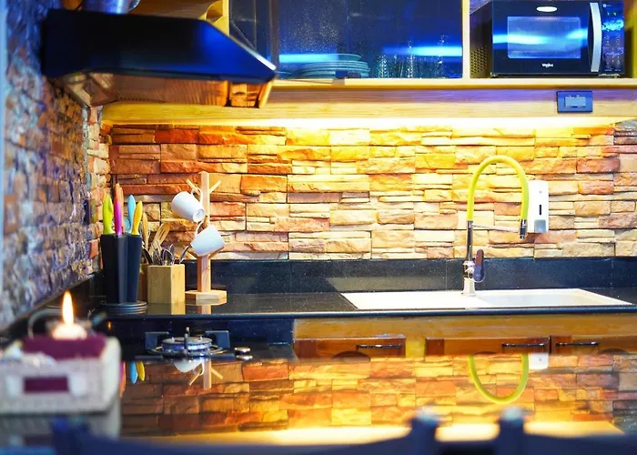 Appartamento Clockworkorange Luxury Lapu-Lapu City