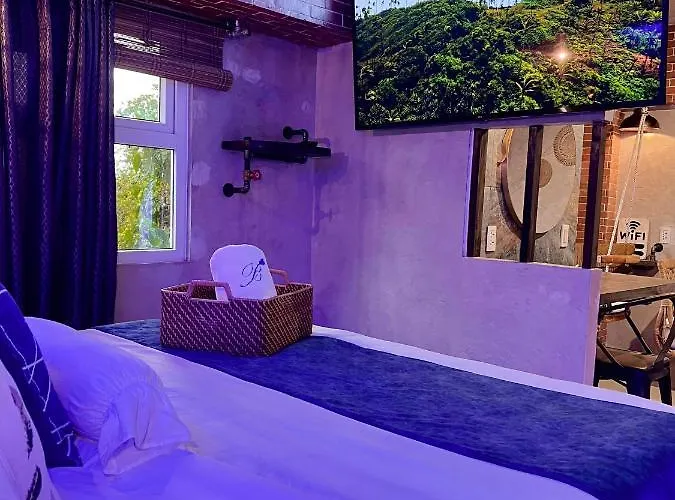 Clockworkorange Luxury * Lapu-Lapu City